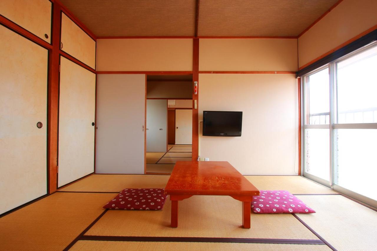 Family Ryokan Kawakyu With Showa Retro, Private Hot Spring Ibusuki Buitenkant foto