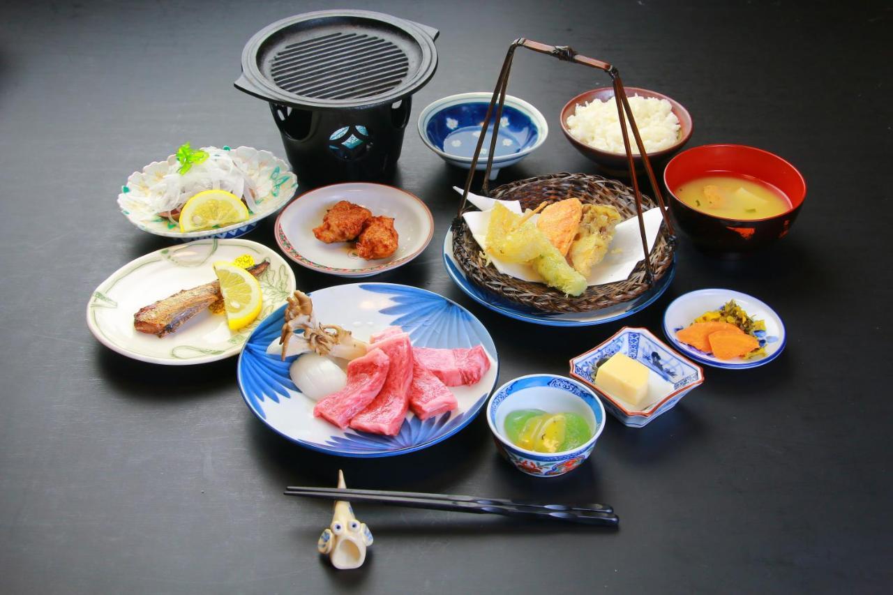 Family Ryokan Kawakyu With Showa Retro, Private Hot Spring Ibusuki Buitenkant foto