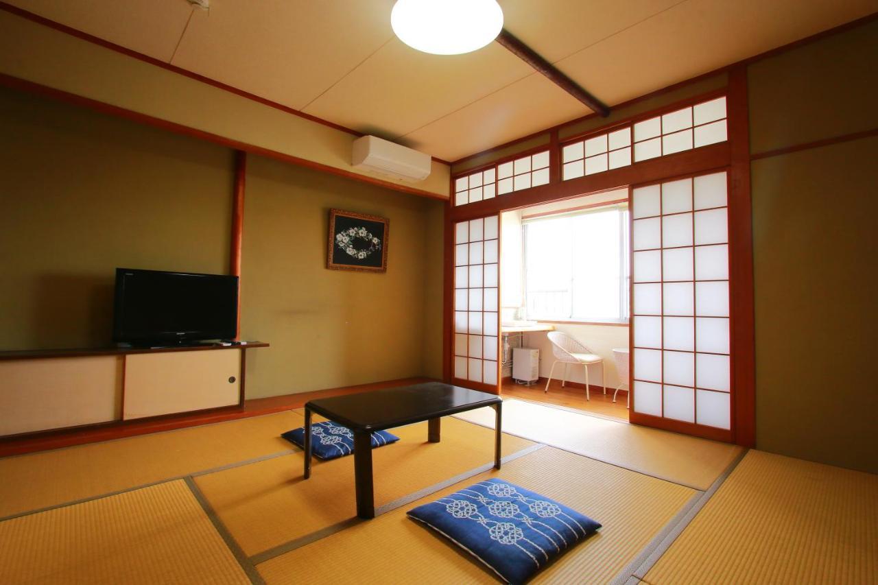 Family Ryokan Kawakyu With Showa Retro, Private Hot Spring Ibusuki Buitenkant foto